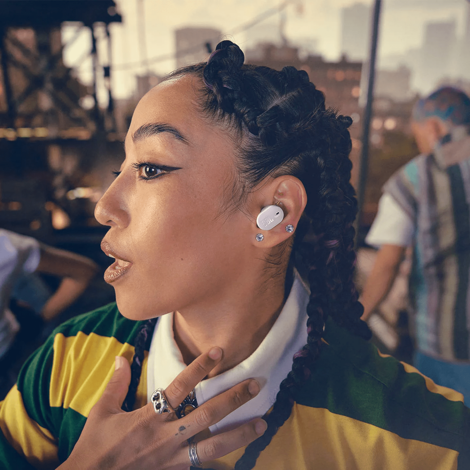 Audifono Inalambrico JBL Tune Buds 2 Blanco - Bestmart