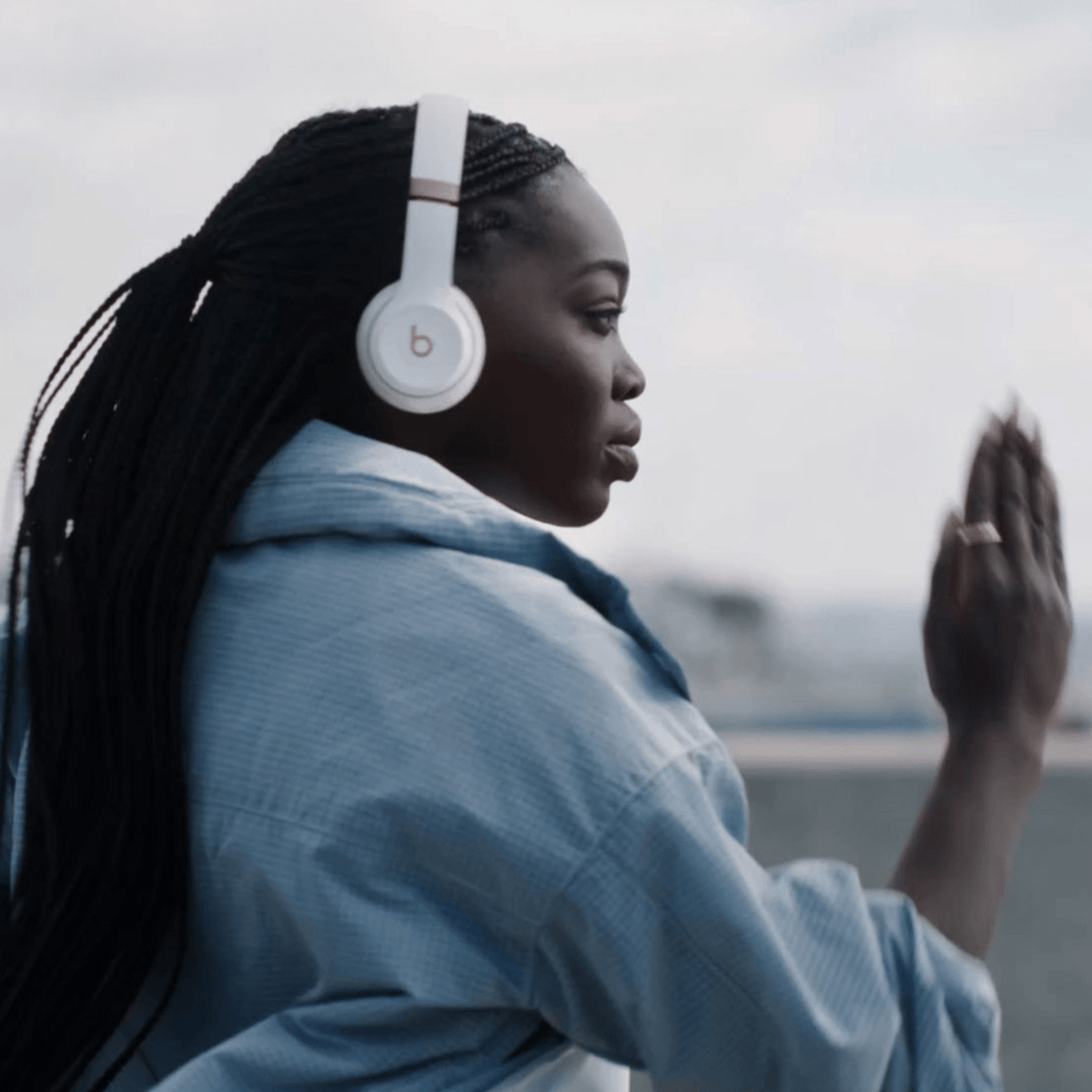 Audífonos Inalámbricos Beats Solo 4 On Ear - Blanco - Bestmart
