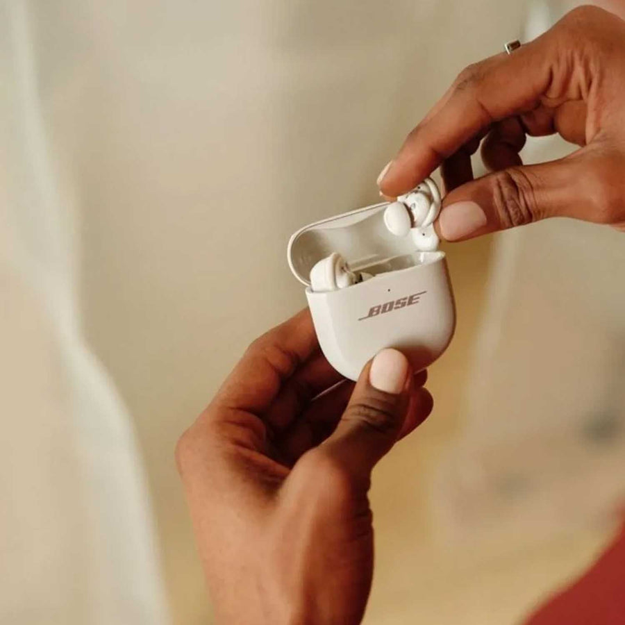 Audífonos Bluetooth Bose QuietComfort Ultra Earbuds 2da Gen Blanco