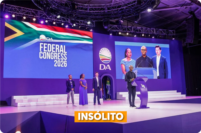 SUDÁFRICA QUISO REGULAR LA IA, PERO LA IA LE INVENTÓ LAS FUENTES Y RETIRARON LA NORMA - Bestmart