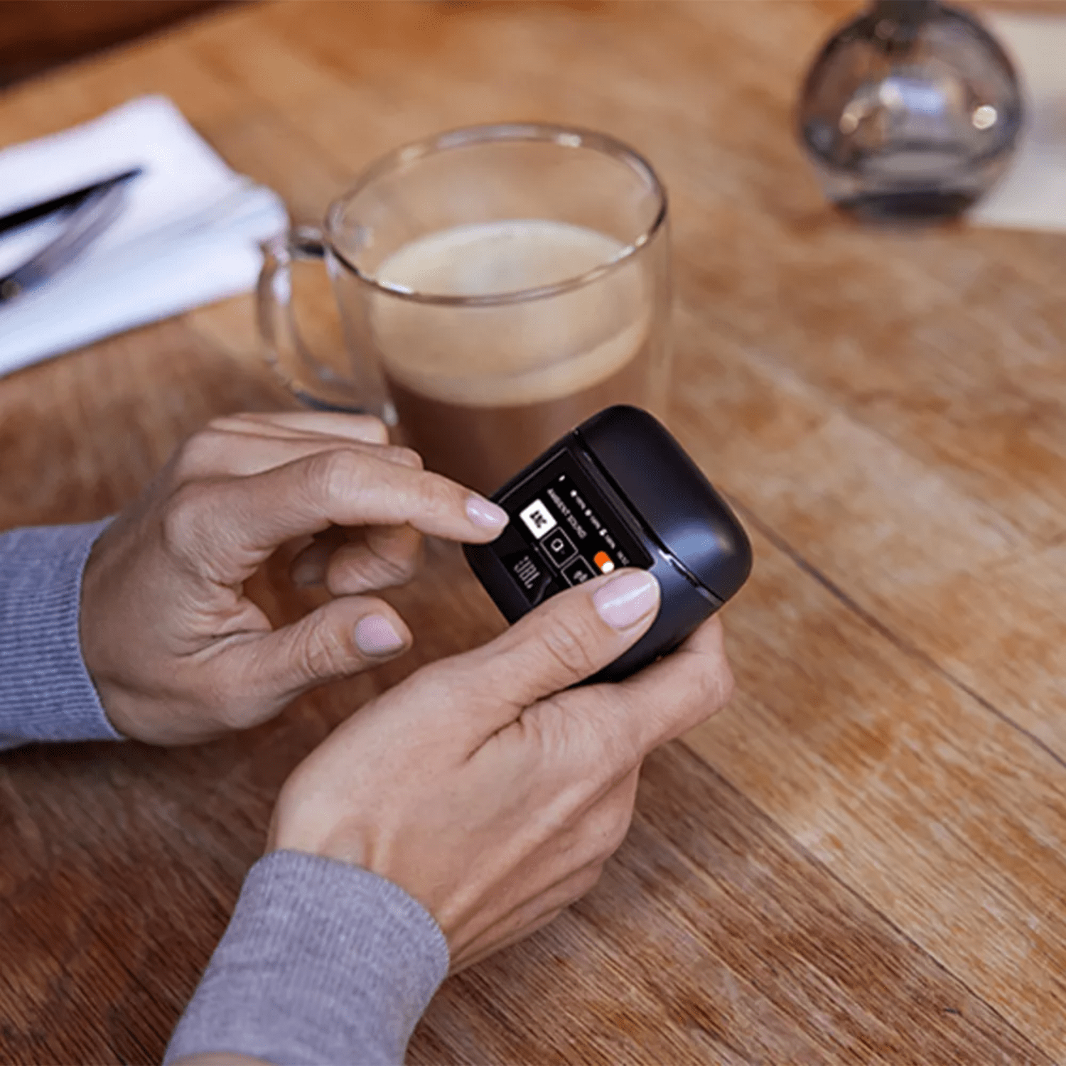 Audifono Inalambrico JBL Tour Pro 2 Negro - Bestmart