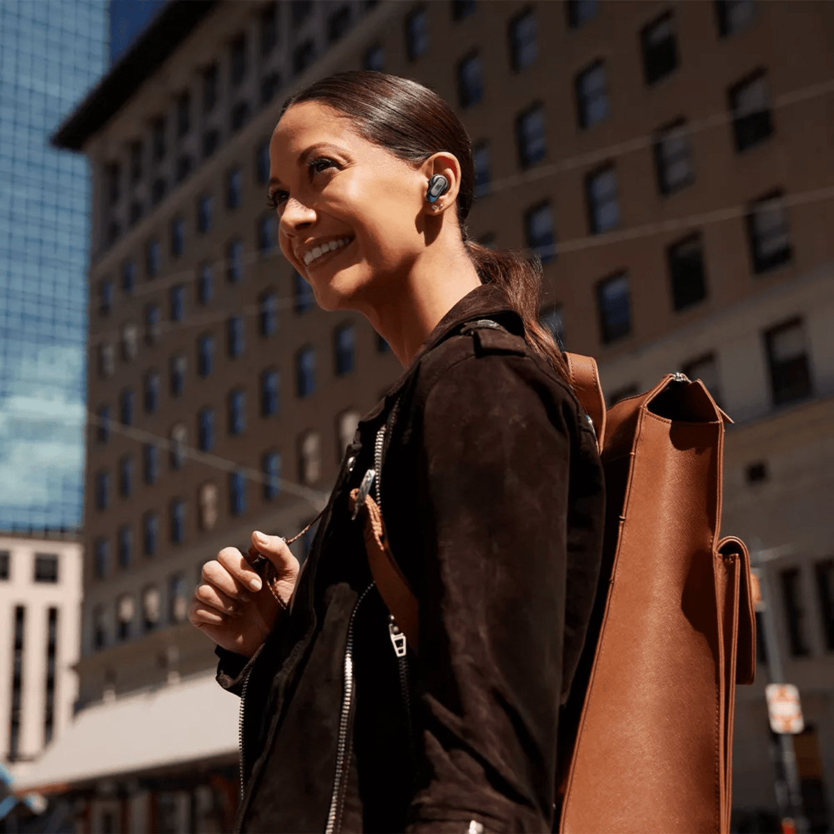 Audifono Inalambrico JBL Tour Pro 2 Negro - Bestmart