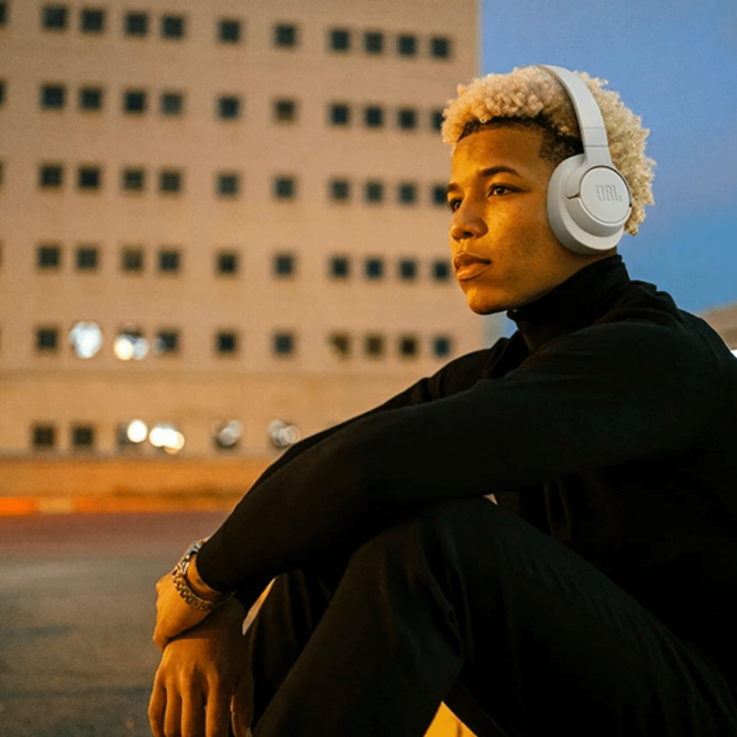 Audifono Inalambrico JBL Tune 720 BT Over Ear Blanco - Bestmart