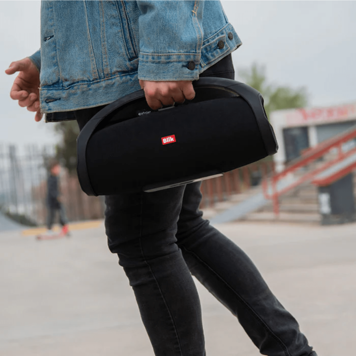 Parlante Bluetooth Blik Booster2 - Negro - Bestmart