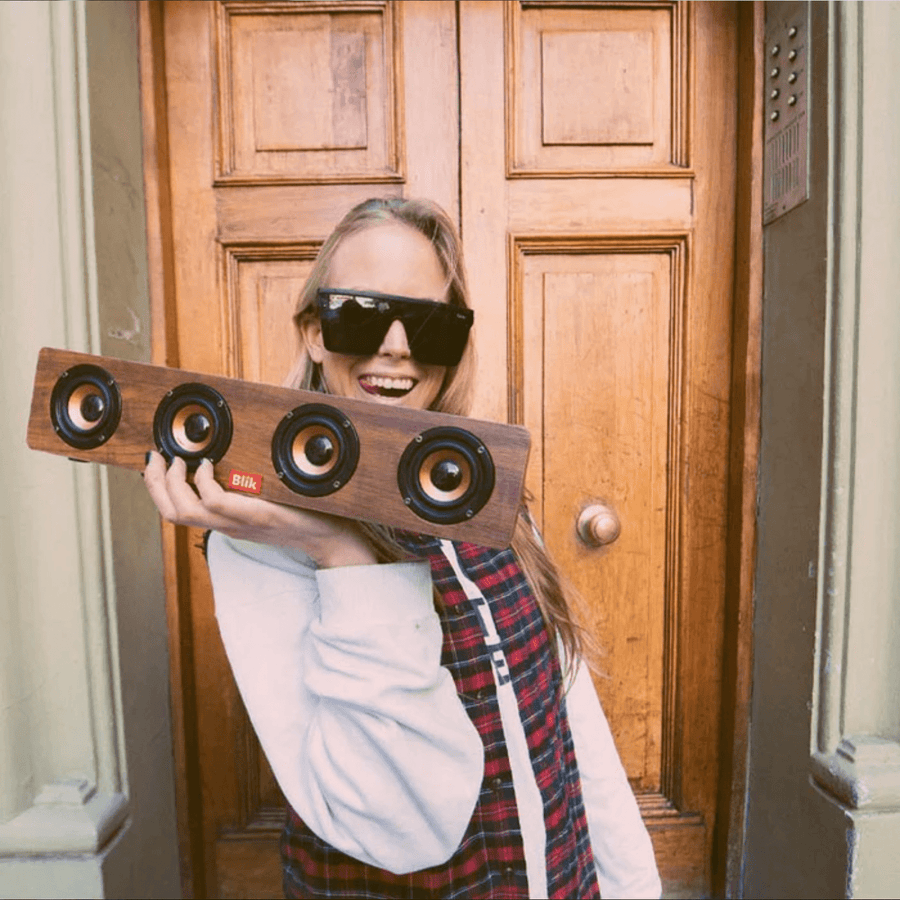 Parlante Bluetooth Blik Rockwood - Café - Bestmart