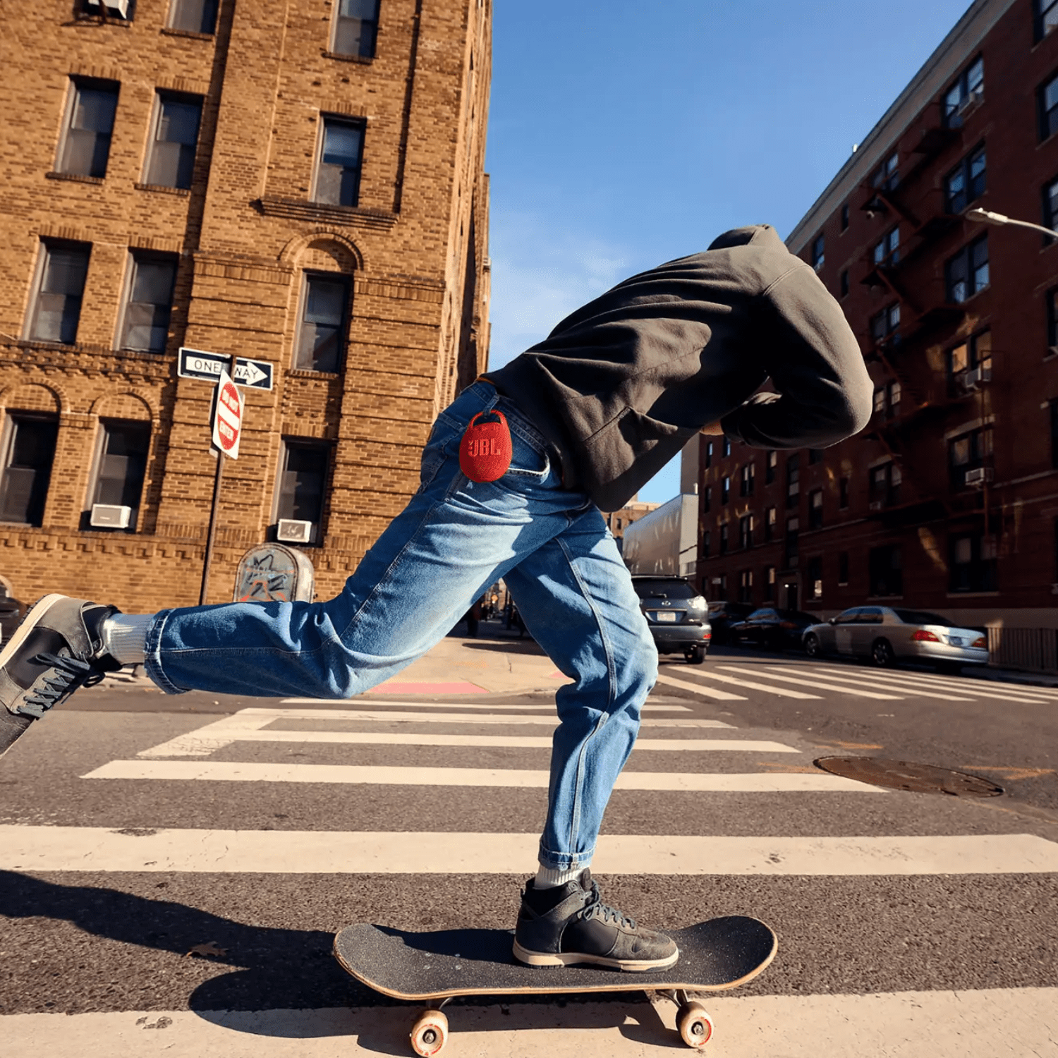 Parlante Bluetooth JBL Clip 5 - Camuflado - Bestmart