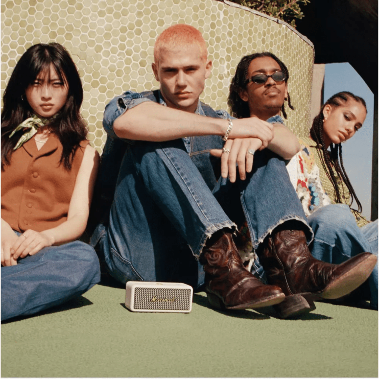 Parlante Marshall Bluetooth Portátil Emberton II - Blanco - Bestmart