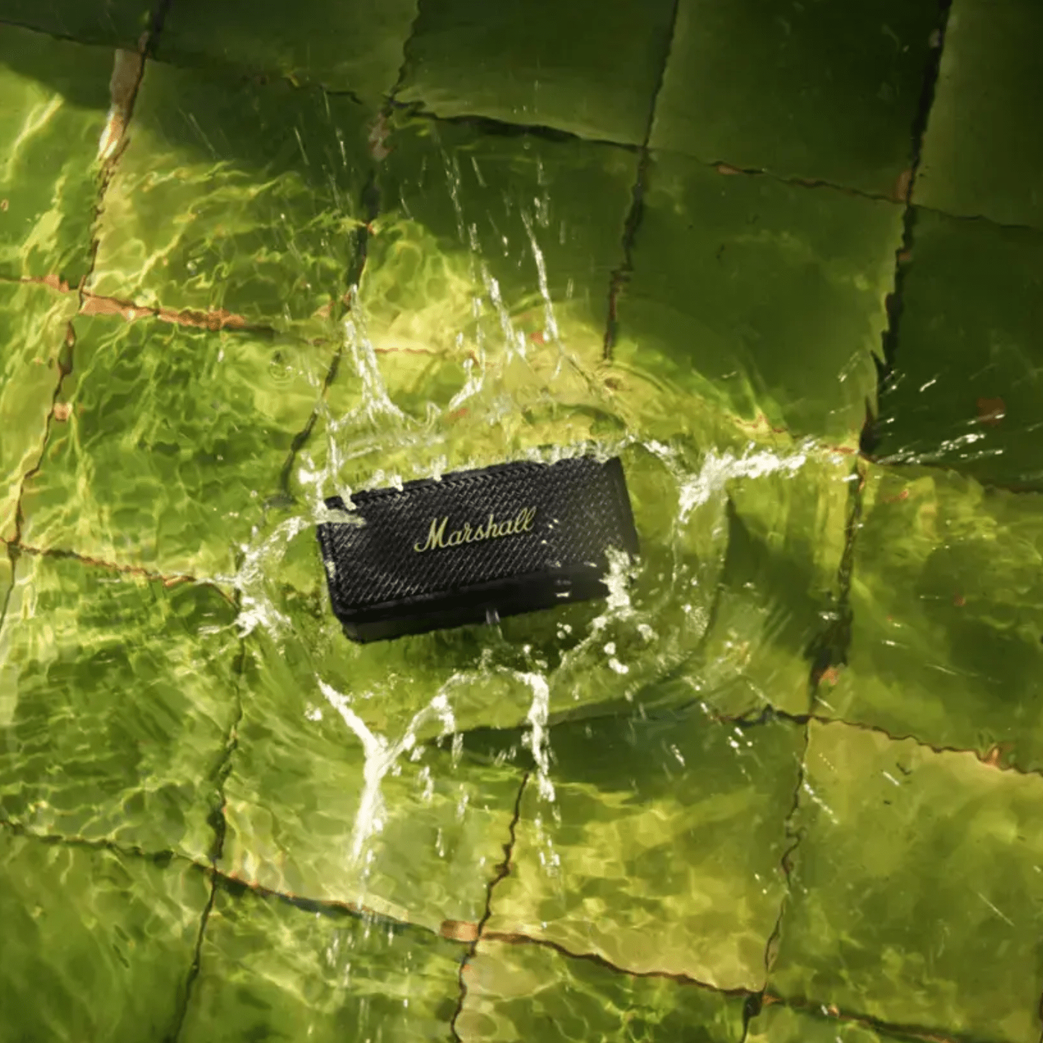 Parlante Marshall Bluetooth Portátil Emberton II - Negro - Bestmart