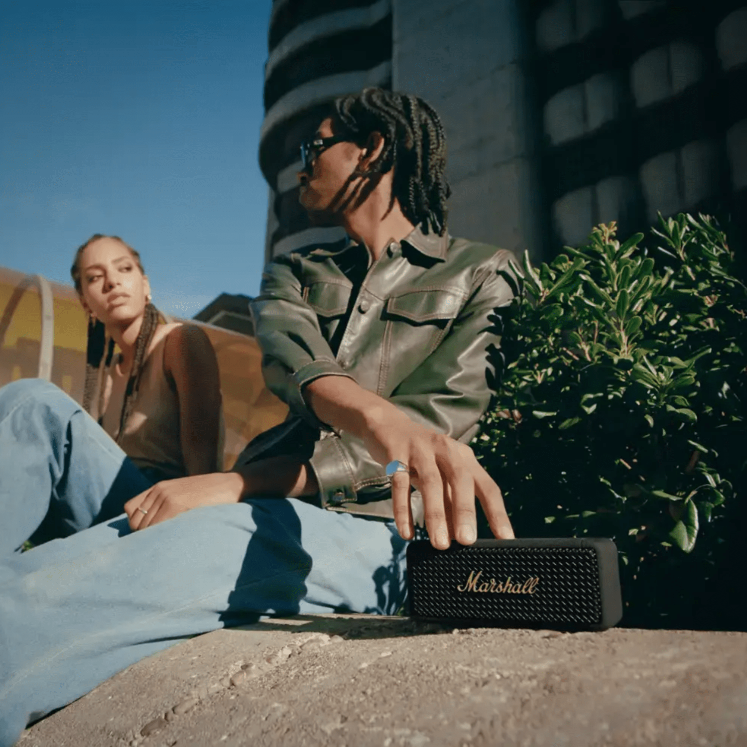 Parlante Marshall Bluetooth Portátil Emberton II - Negro - Bestmart