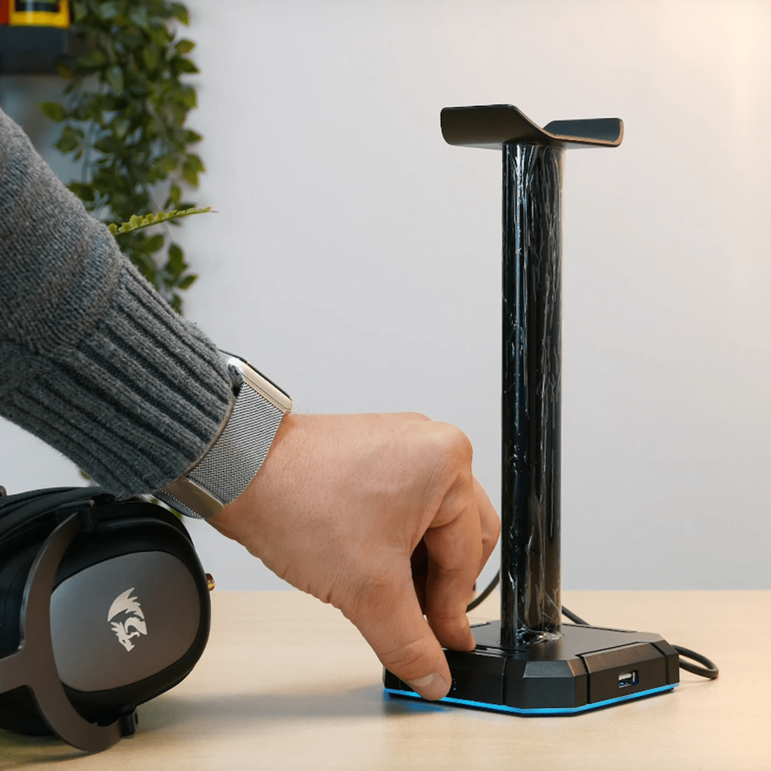 Soporte para Audífonos Redragon SCEPTER PRO HA - 300 - Bestmart